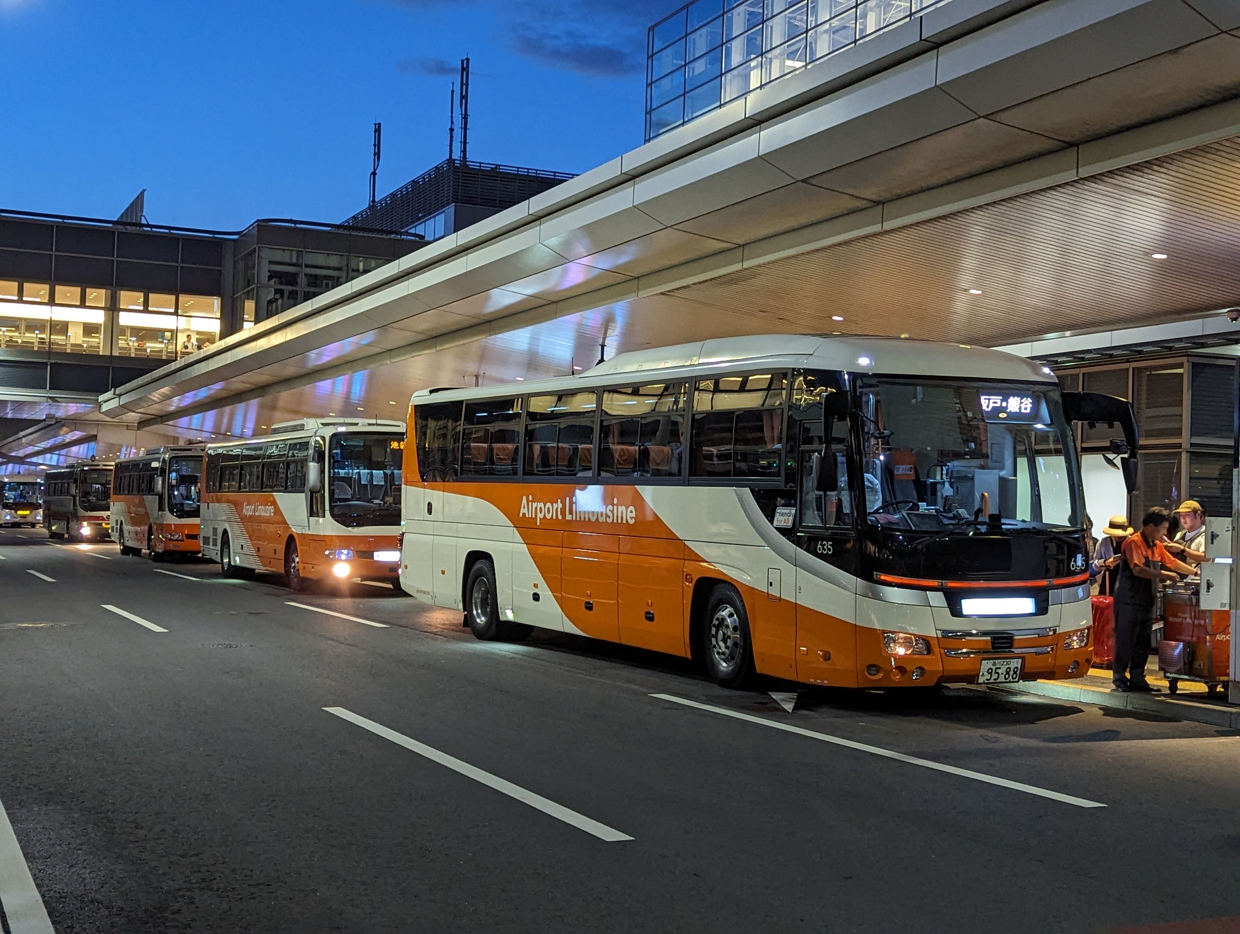 Airport Limousine Bus - Departing from Haneda Airport