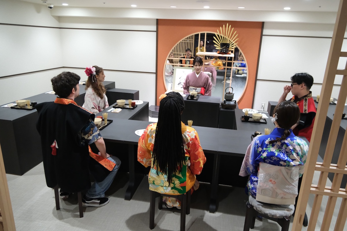 Osaka Namba “Michi” Japanese Culture Experience Center Admission Ticket